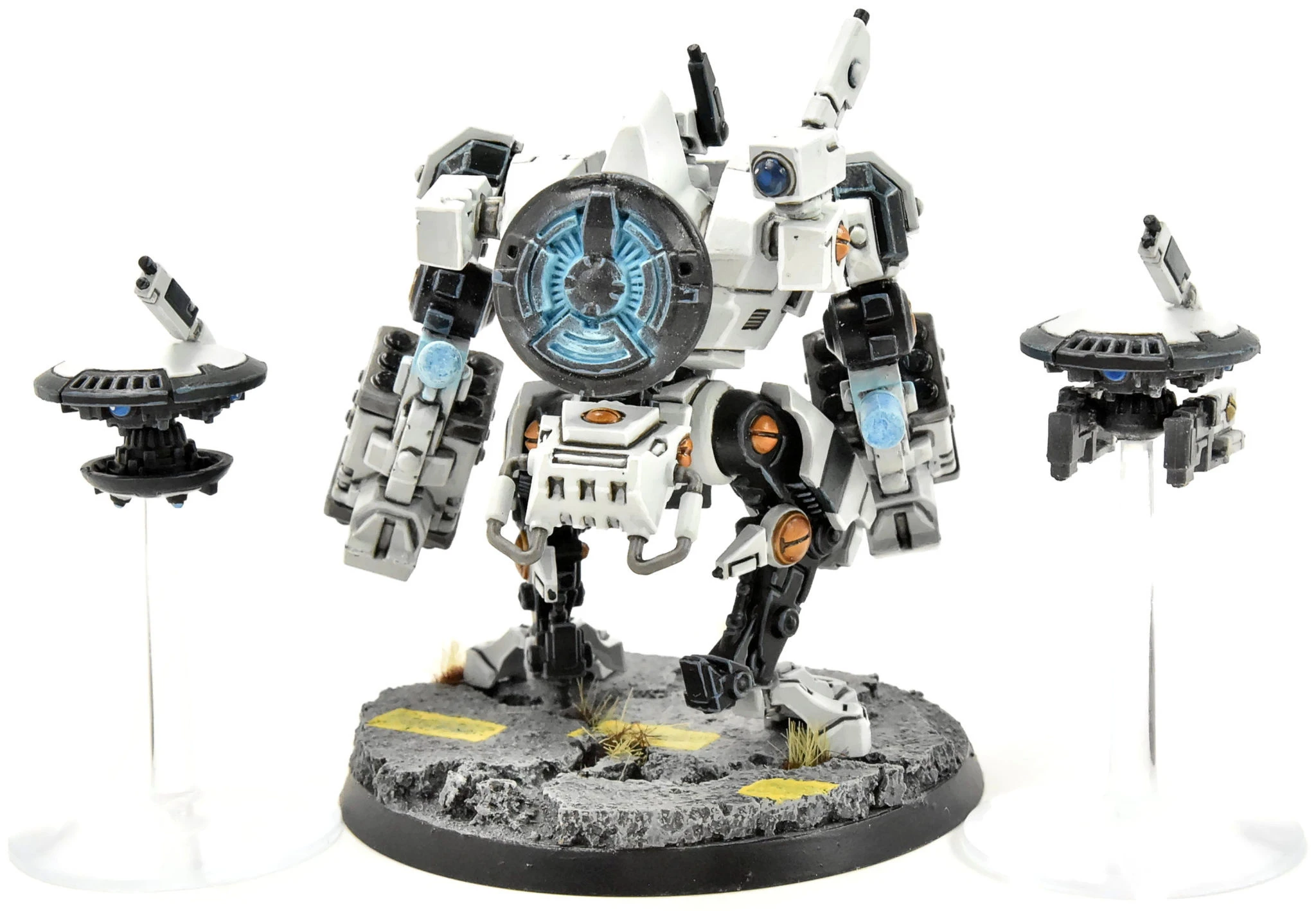 Games Workshop TAU EMPIRE XV88 Broadside Battlesuit #1 PRO PAINTED Warhammer 40K - Image 3